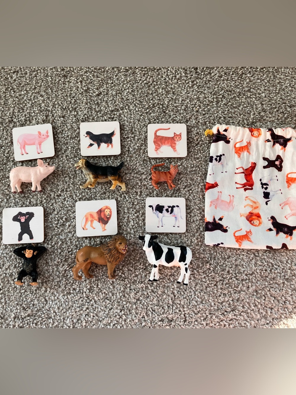 Lovevery - Animal Matching Toy Set with Storage Bag - complete